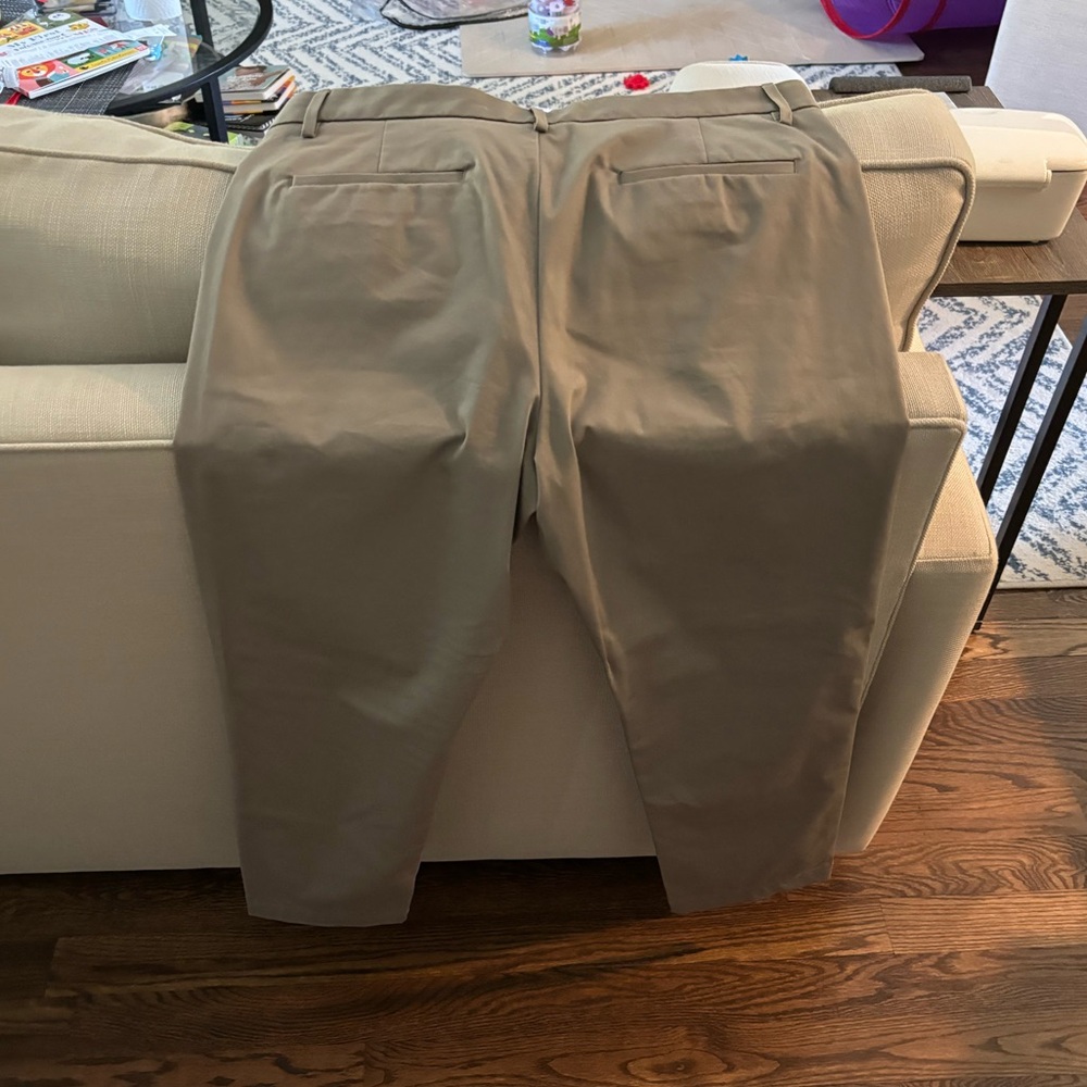 Banana Republic Men's Khaki Chinos